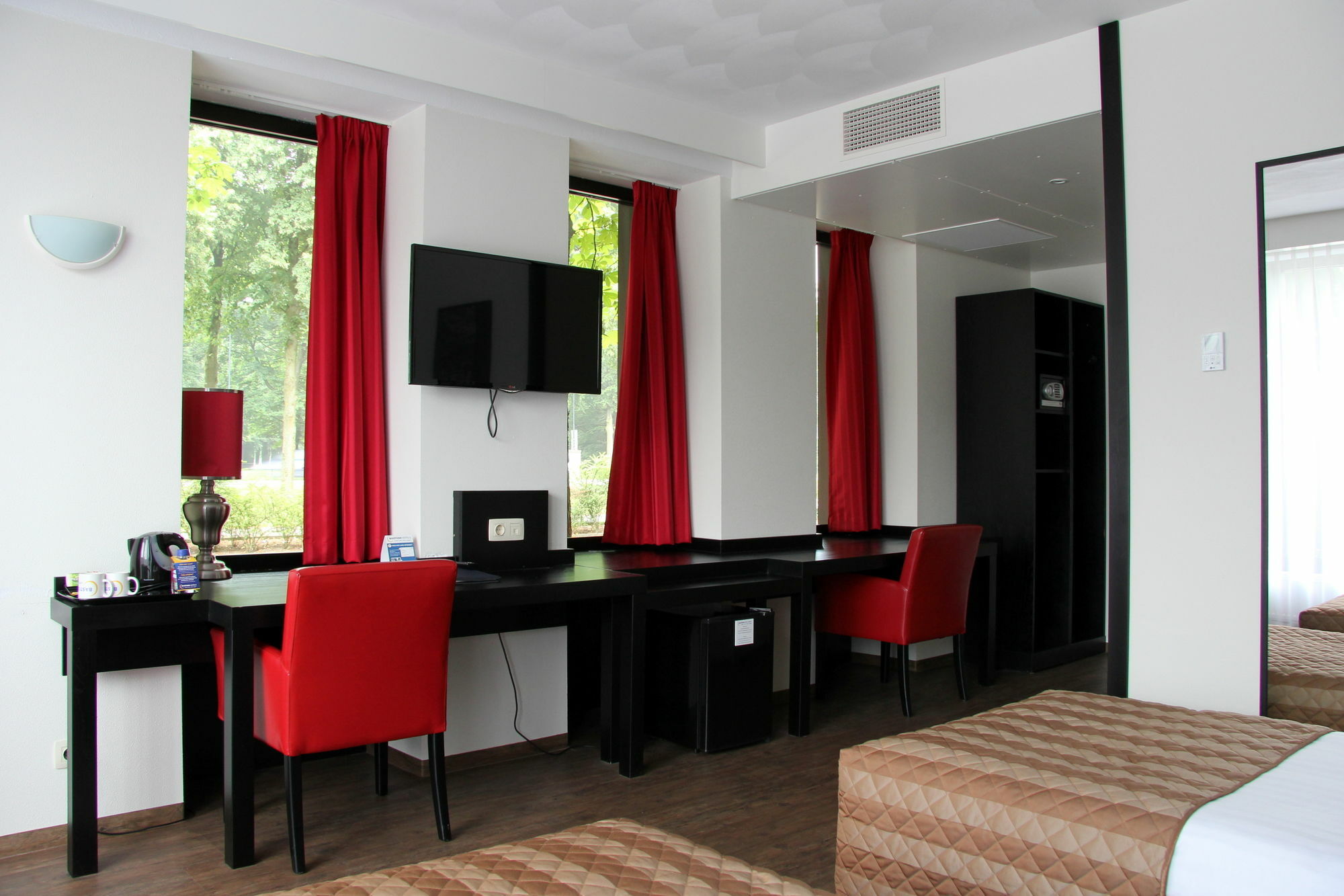 Bastion Hotel Apeldoorn Het Loo Ngoại thất bức ảnh